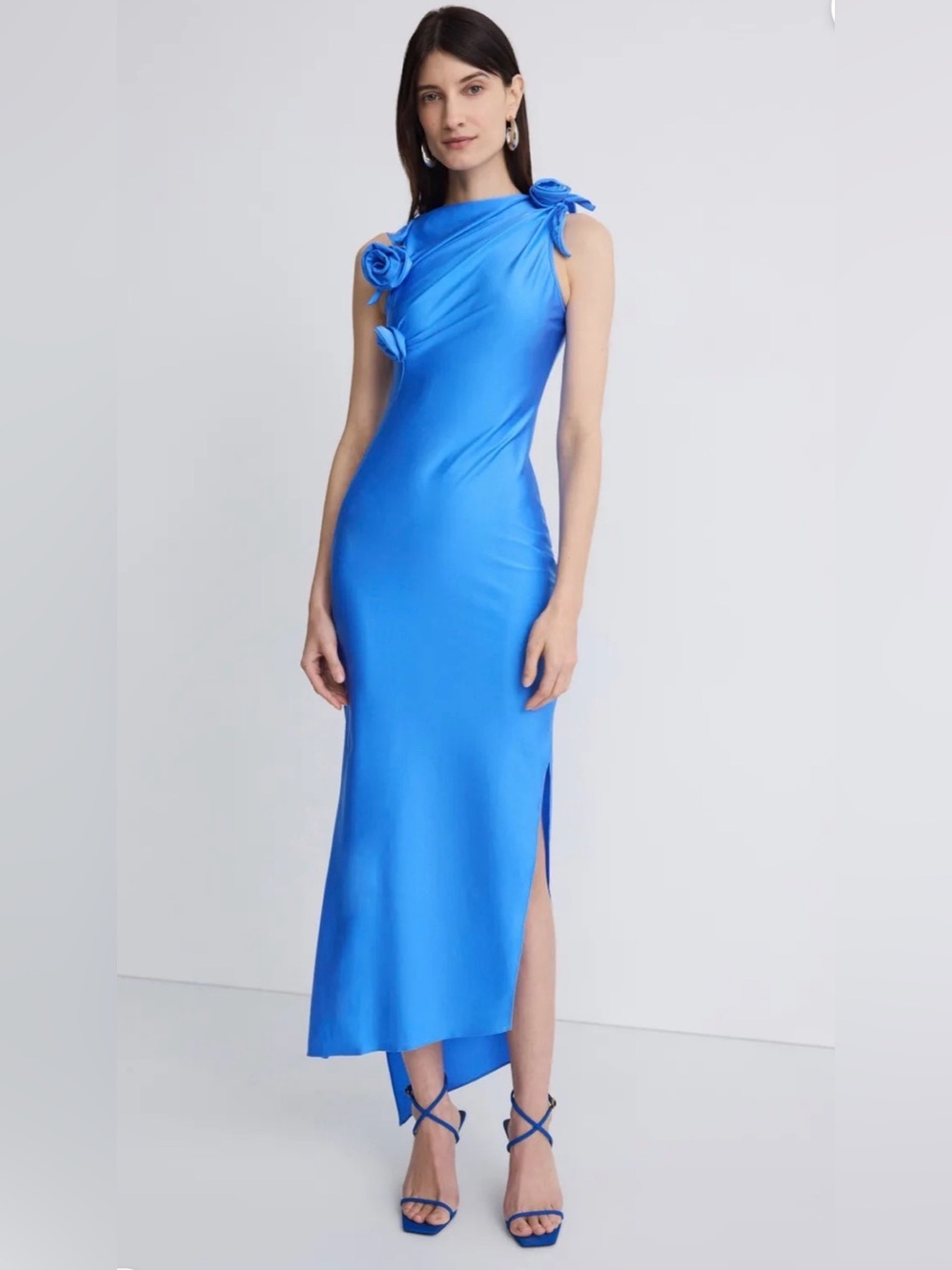 Coperni Asymmetric Flower Gown
Satin Blue One-Shoulder size Medium - Picture 3 of 13